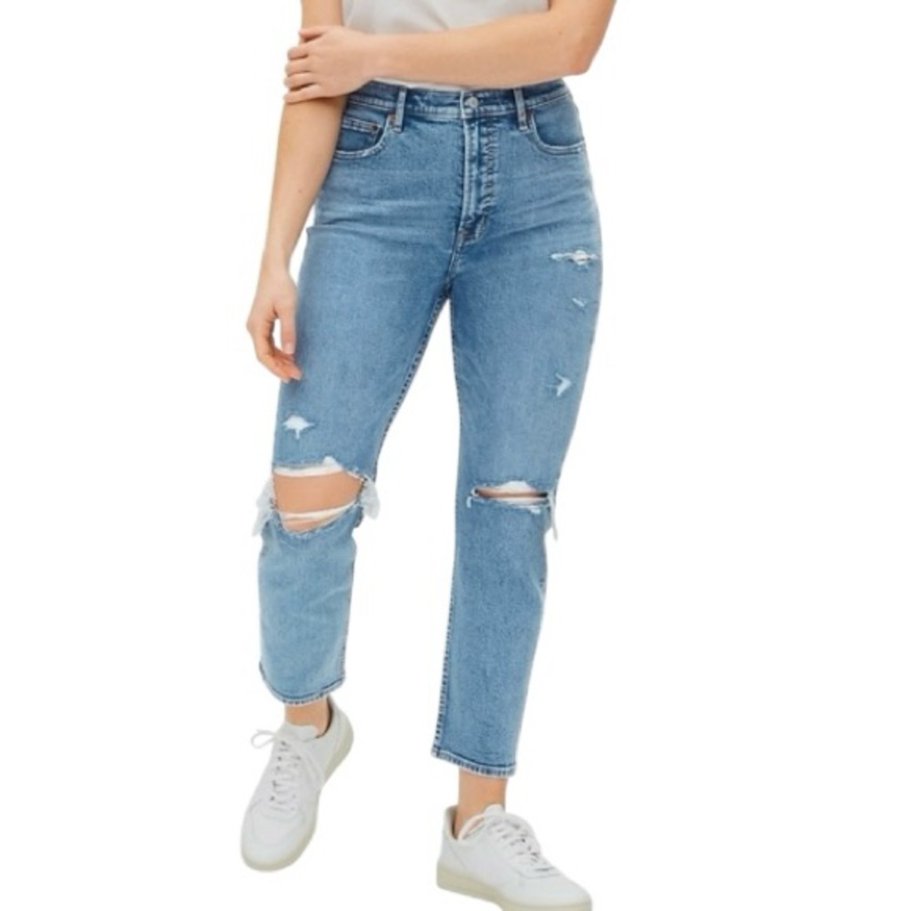 Gap High Rise Destructed Raw Hem Cigarette Jeans Distressed SIZE 6/28, 29”x28.5”